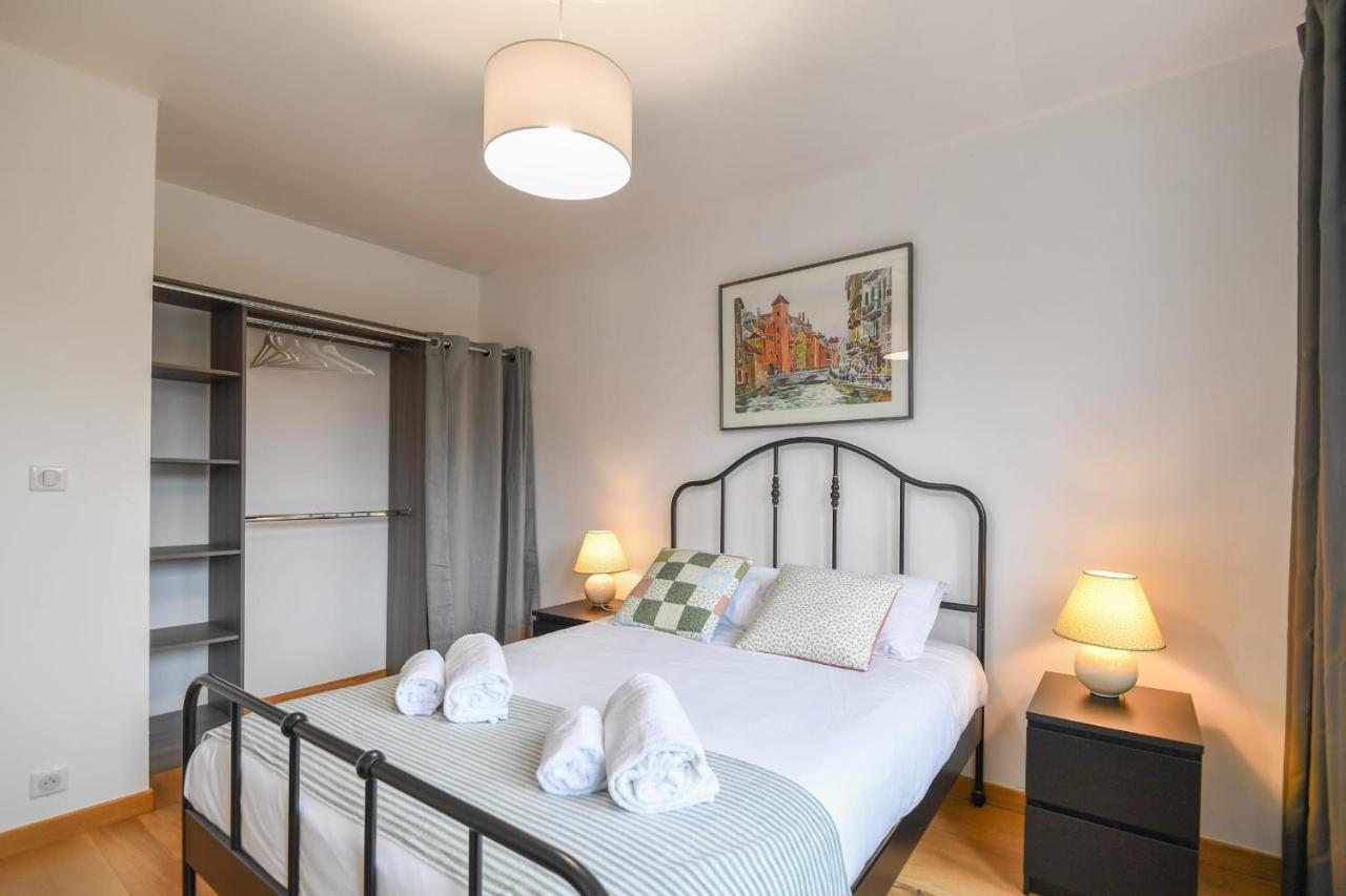 Nice Apartment With Balcony Very Close To The City Center Annecy Buitenkant foto