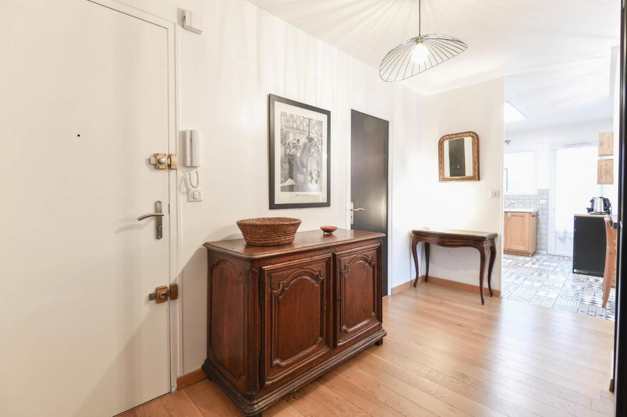 Nice Apartment With Balcony Very Close To The City Center Annecy Buitenkant foto