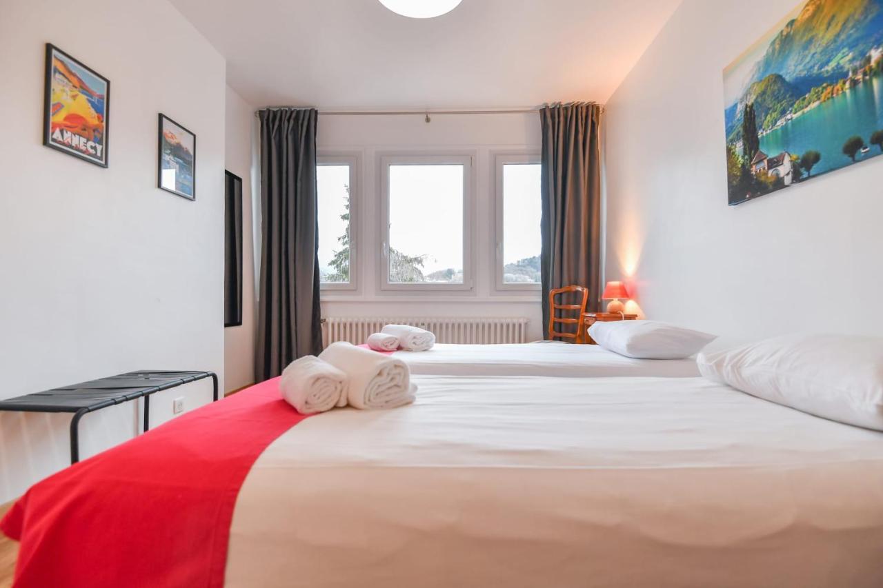 Nice Apartment With Balcony Very Close To The City Center Annecy Buitenkant foto