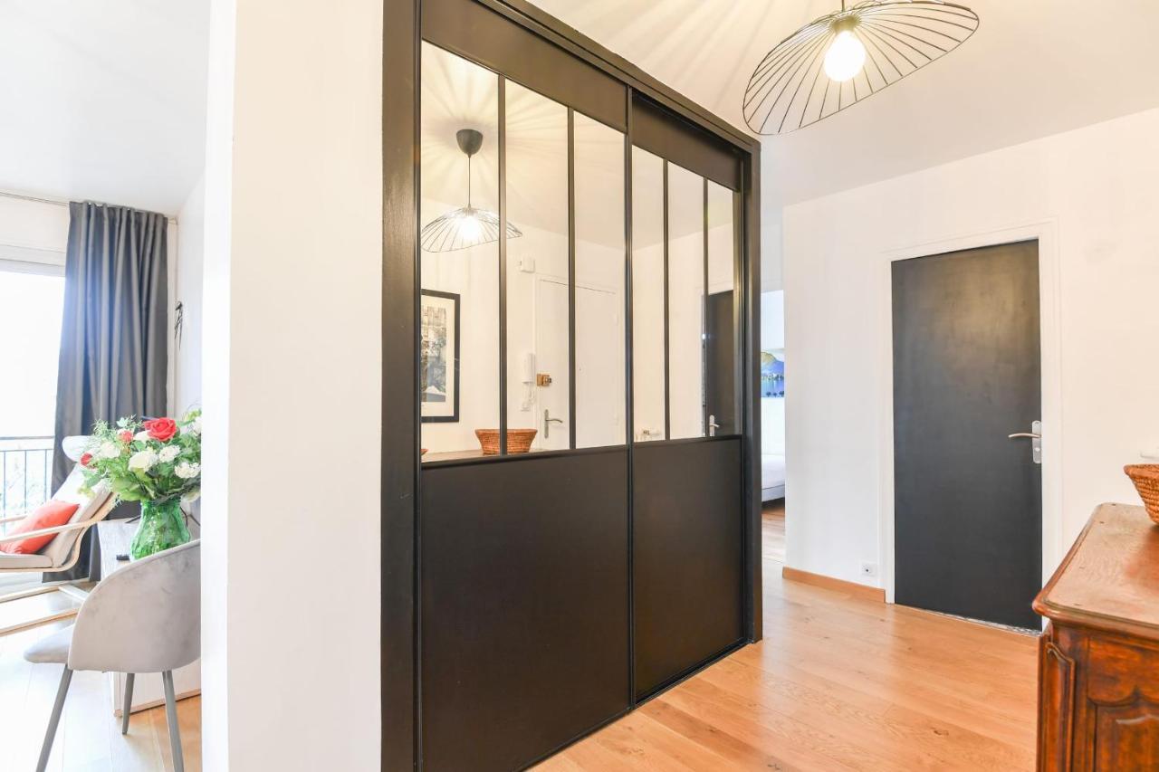 Nice Apartment With Balcony Very Close To The City Center Annecy Buitenkant foto